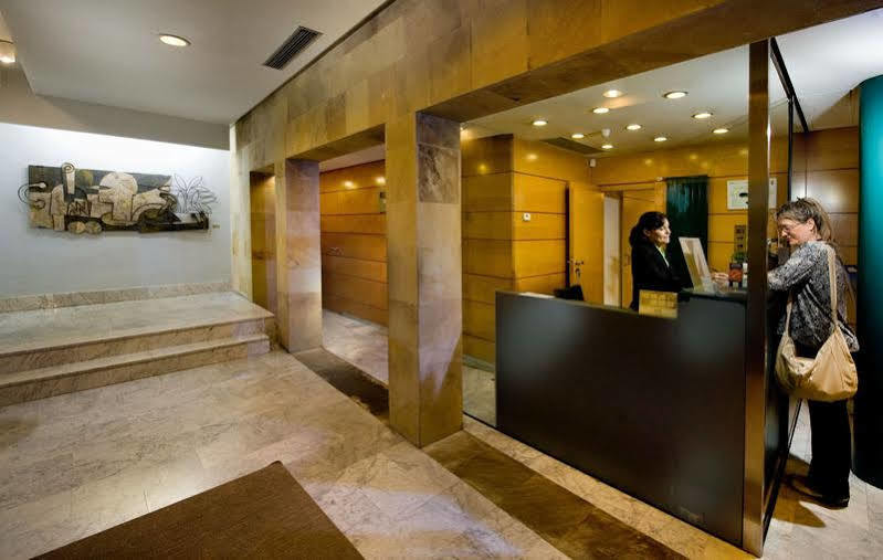 Suites Sercotel Mirasierra Памплона Экстерьер фото